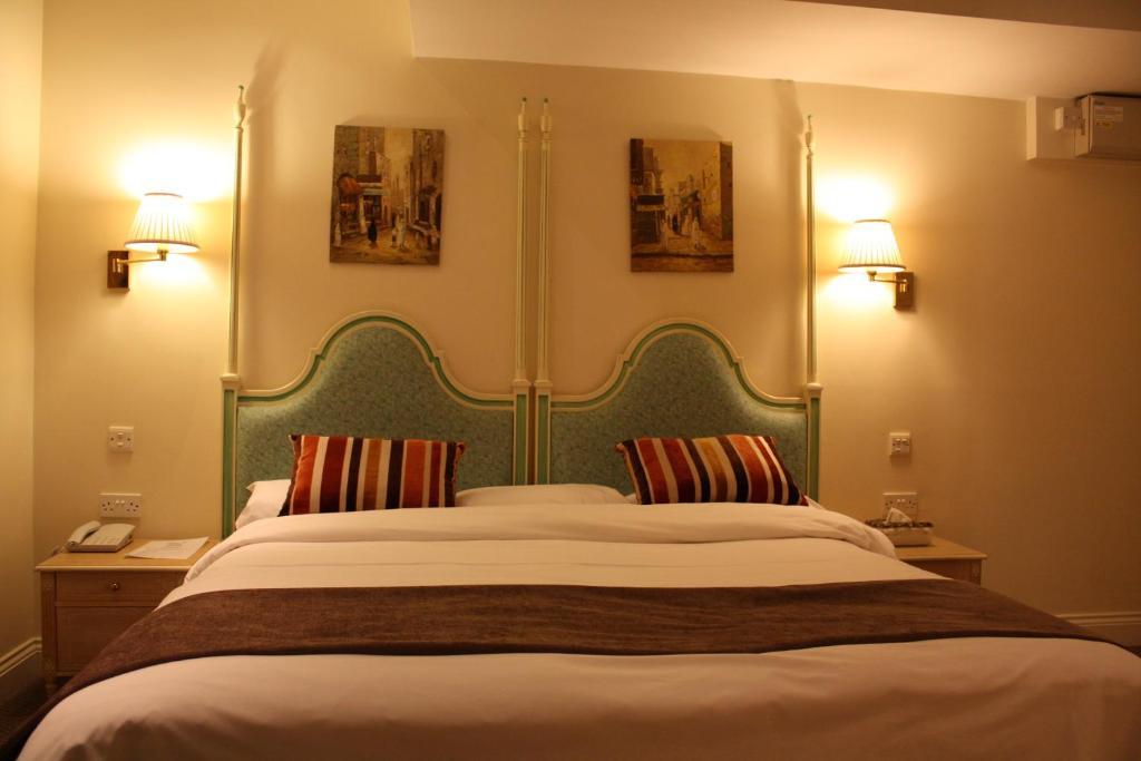 Richmond Inn Hotel מראה חיצוני תמונה